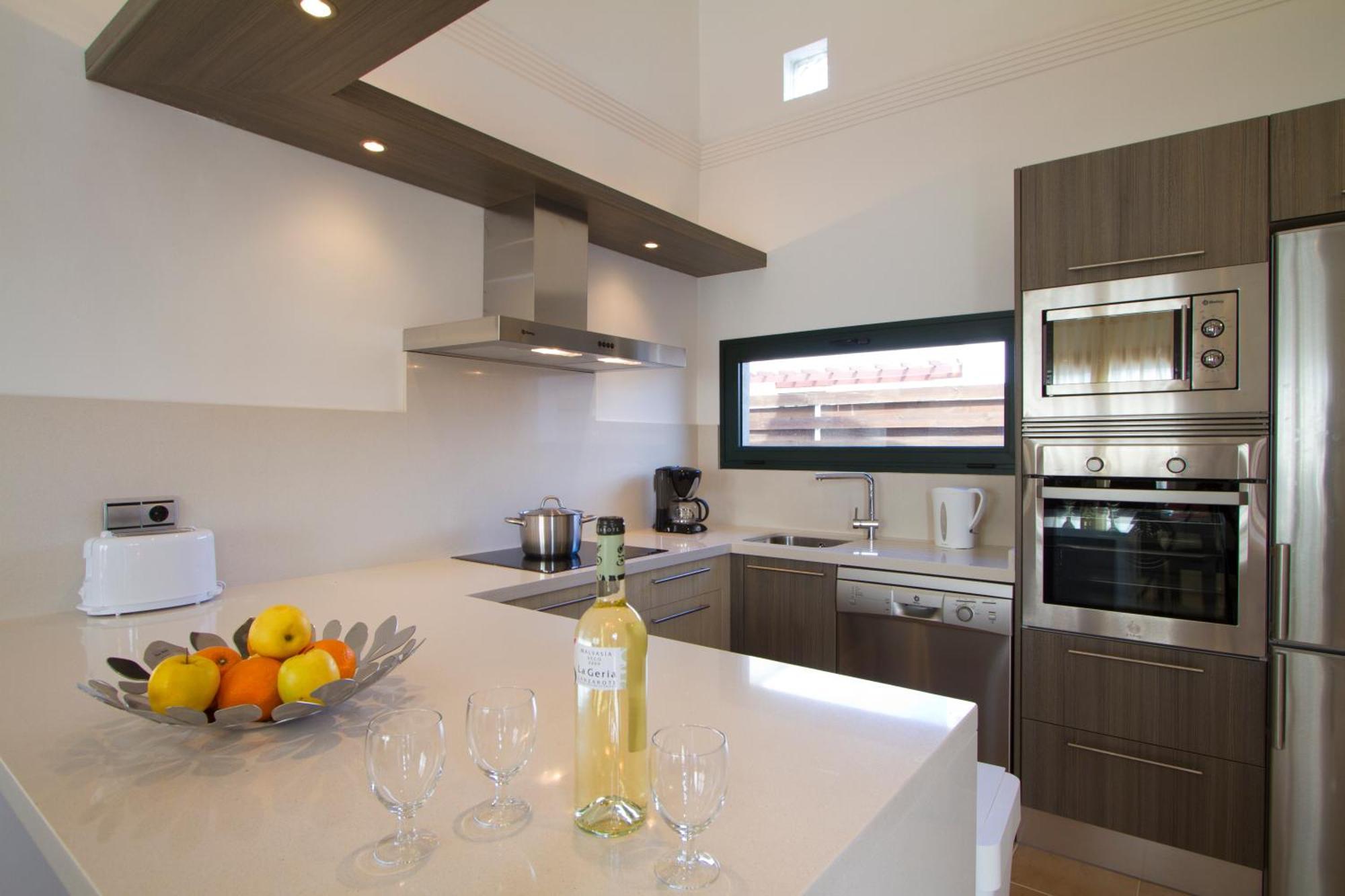 Camelot Holiday Homes By Livvo Playa Blanca  Eksteriør bilde