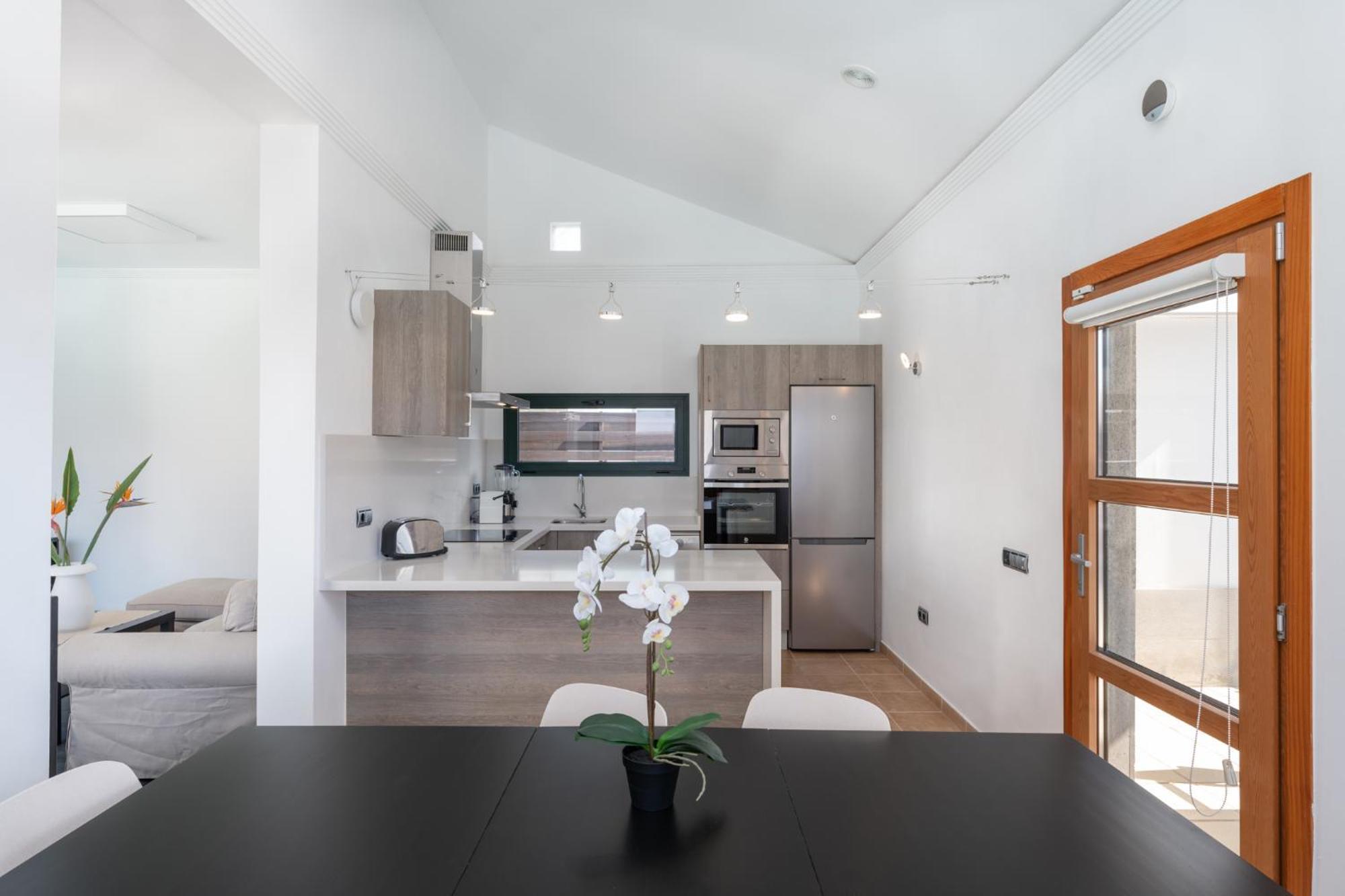 Camelot Holiday Homes By Livvo Playa Blanca  Eksteriør bilde