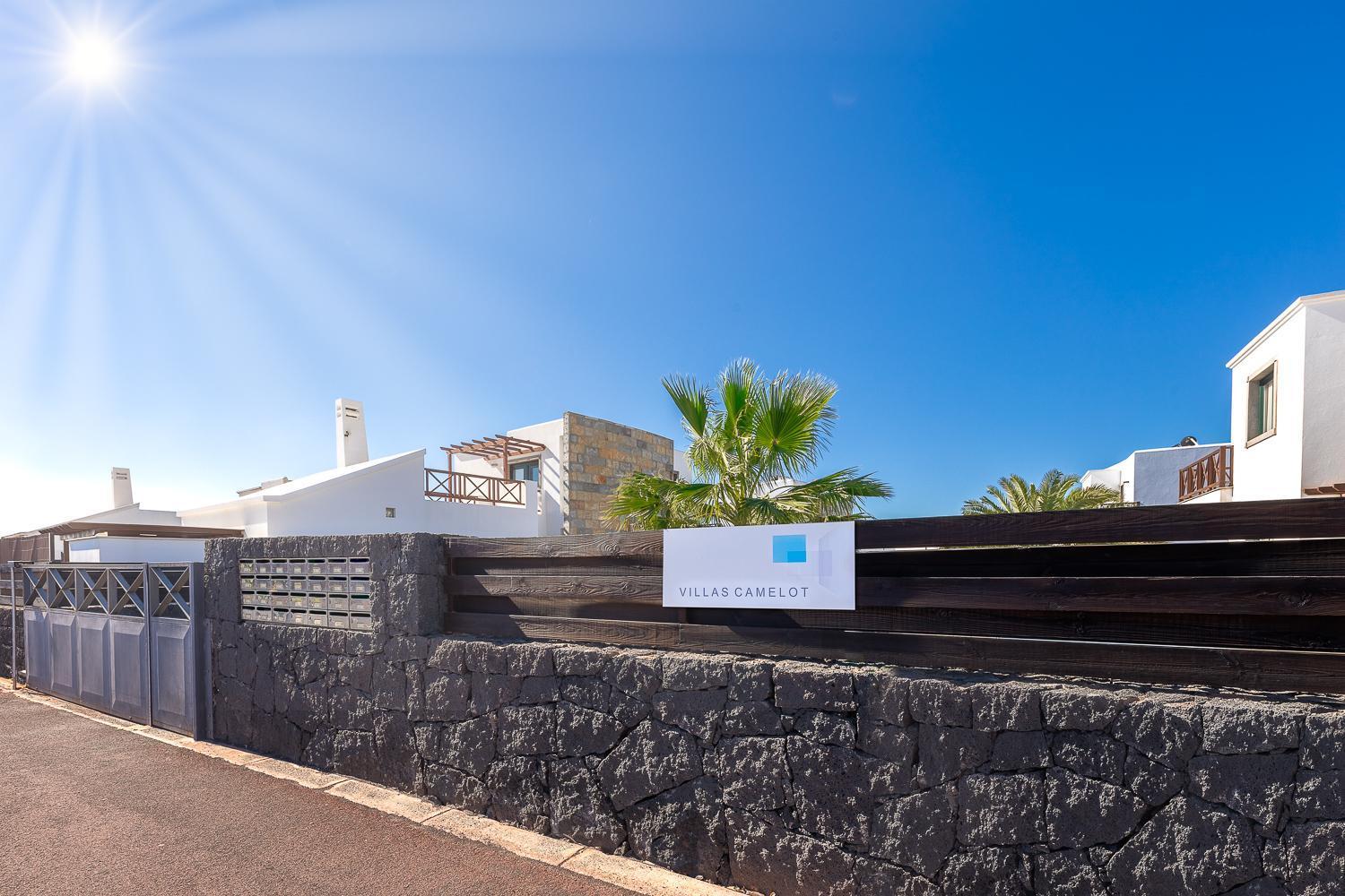 Camelot Holiday Homes By Livvo Playa Blanca  Eksteriør bilde